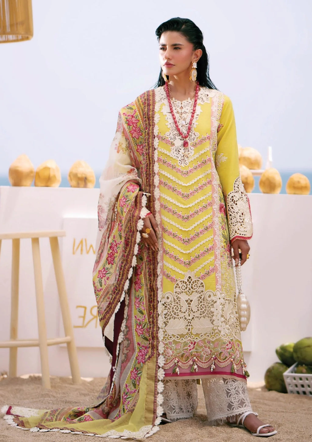 Dastan Luxury Lawn - ALL-06-25