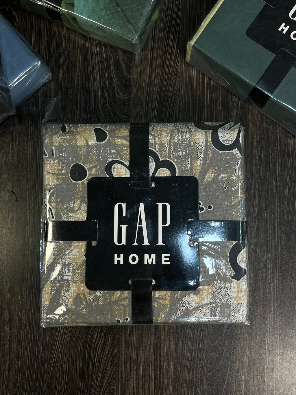 Original GAP Home Cotton Bedsheet Set – Imported | Standard Size | 2 Pillow Covers
