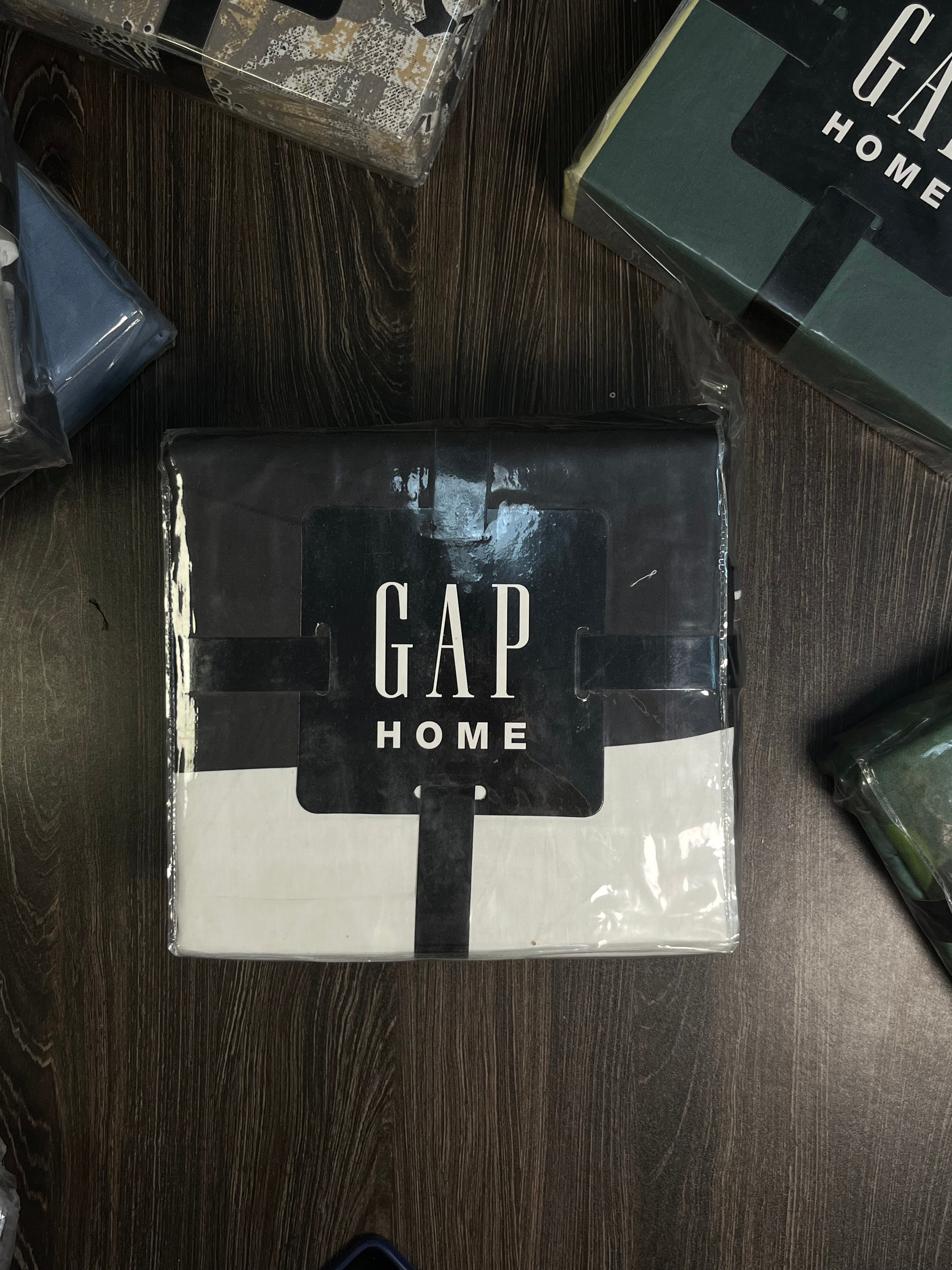 Original GAP Home Cotton Bedsheet Set – Imported | Standard Size | 2 Pillow Covers