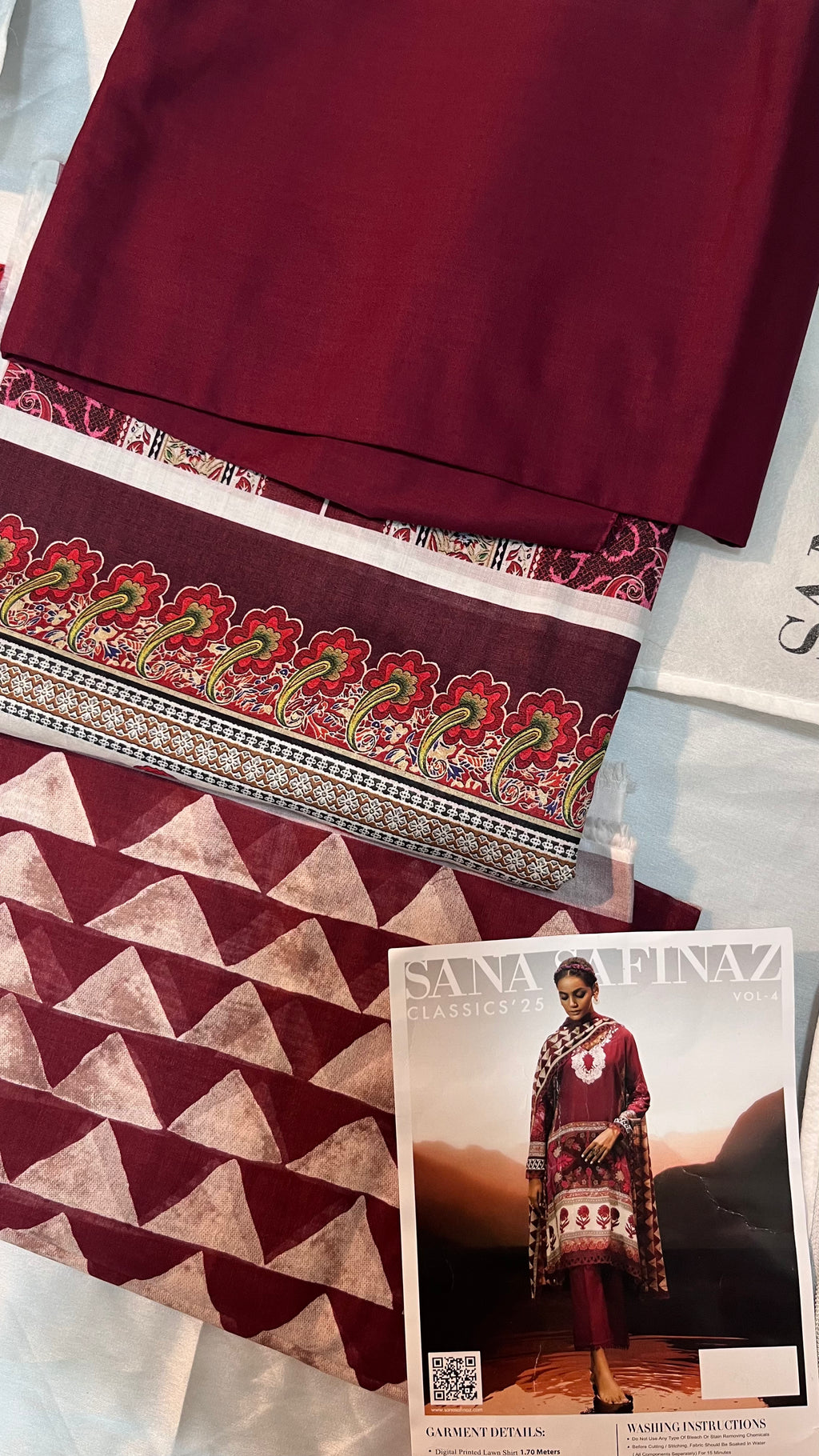 Sana Safinaz Digital Printed Lawn 3PC Unstitched Suit – Summer Luxury Collection