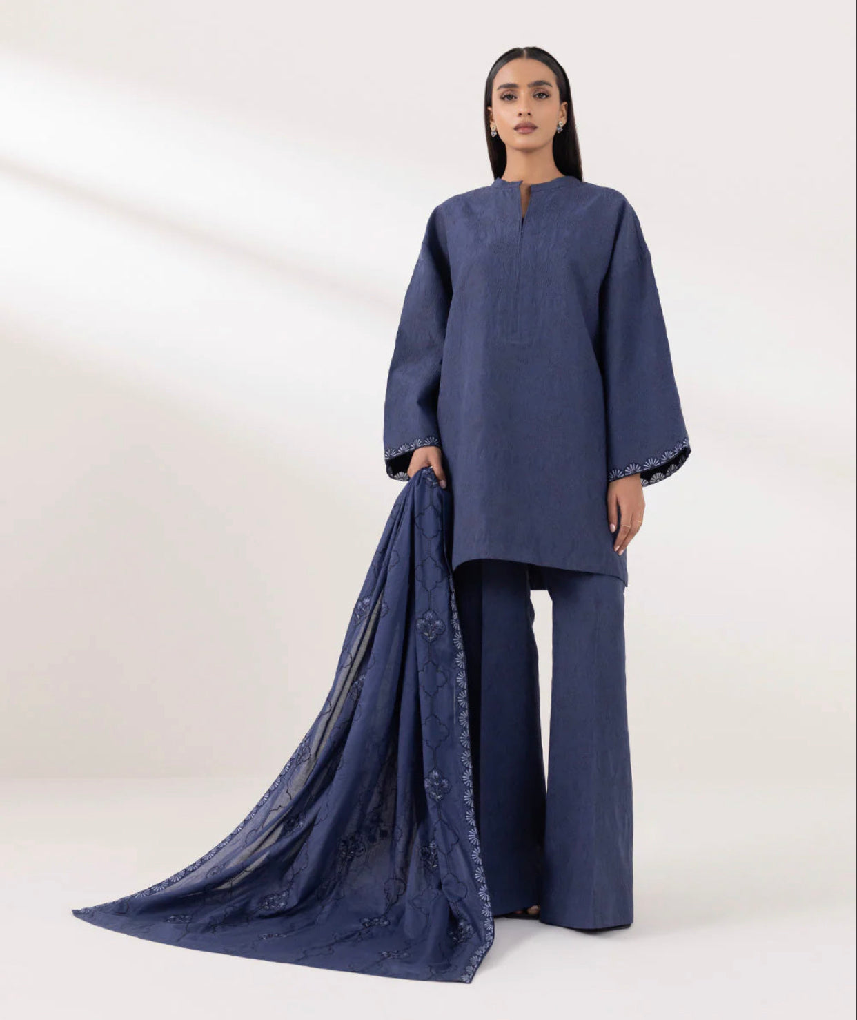 Sapphire 3-Piece Embroidered Jacquard Suit
