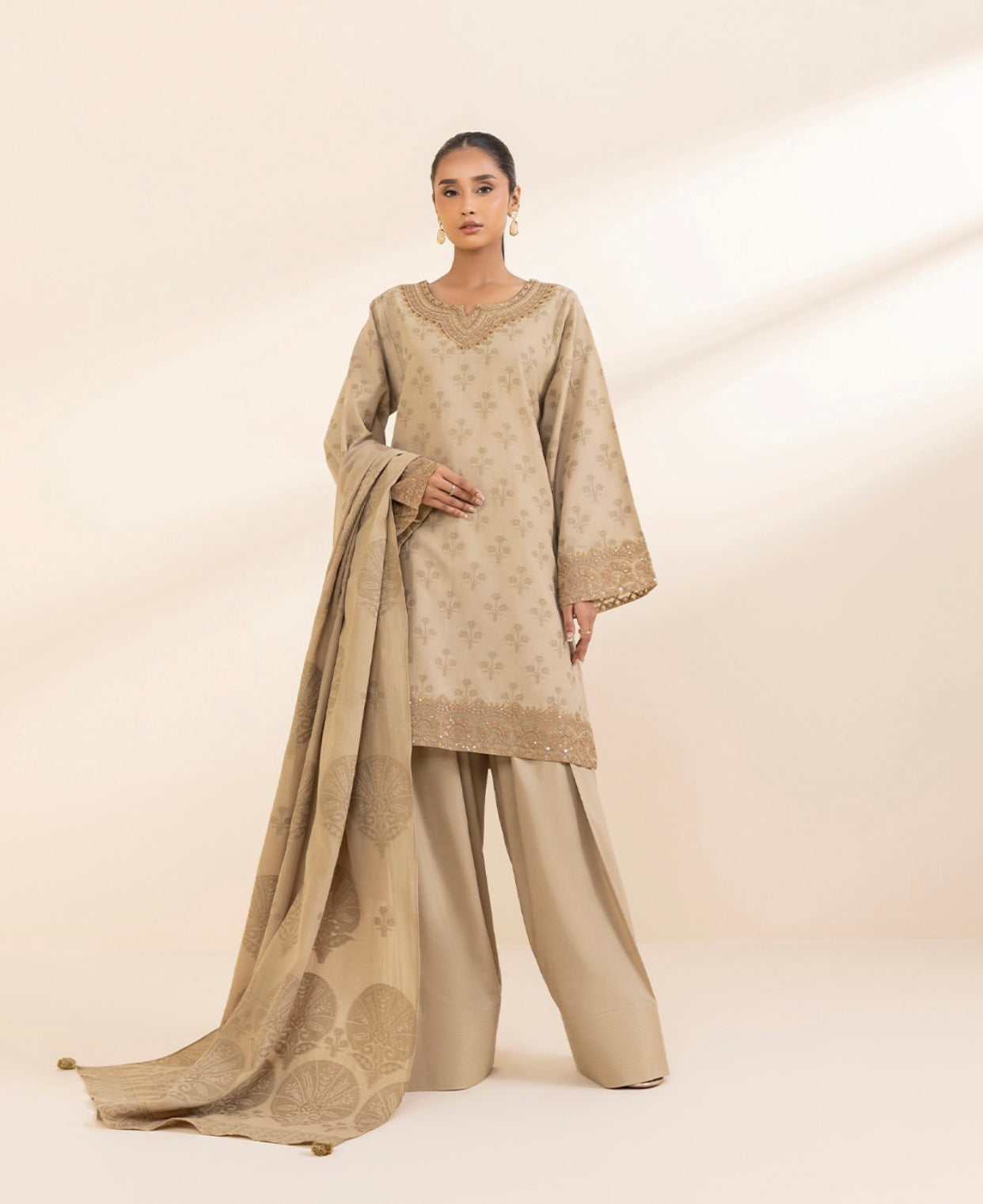 Sapphire 3-Piece Embroidered Jacquard Suit