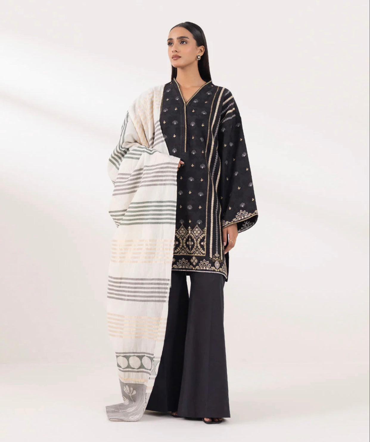 Sapphire 3-Piece Embroidered Jacquard Suit