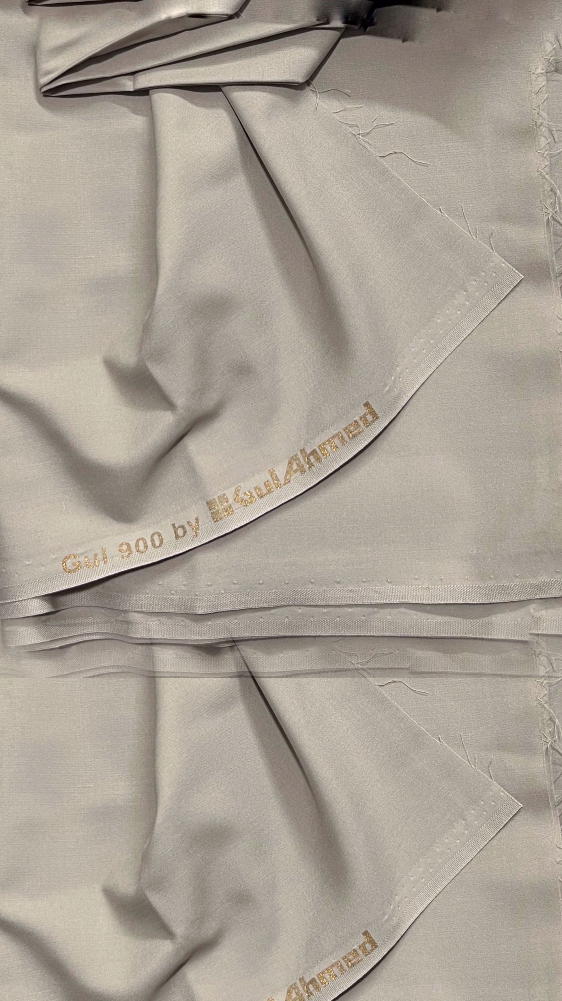 GulAhmed Men’s Unstitched Wash & Wear Suit – 4.25 Meter Premium Fabric