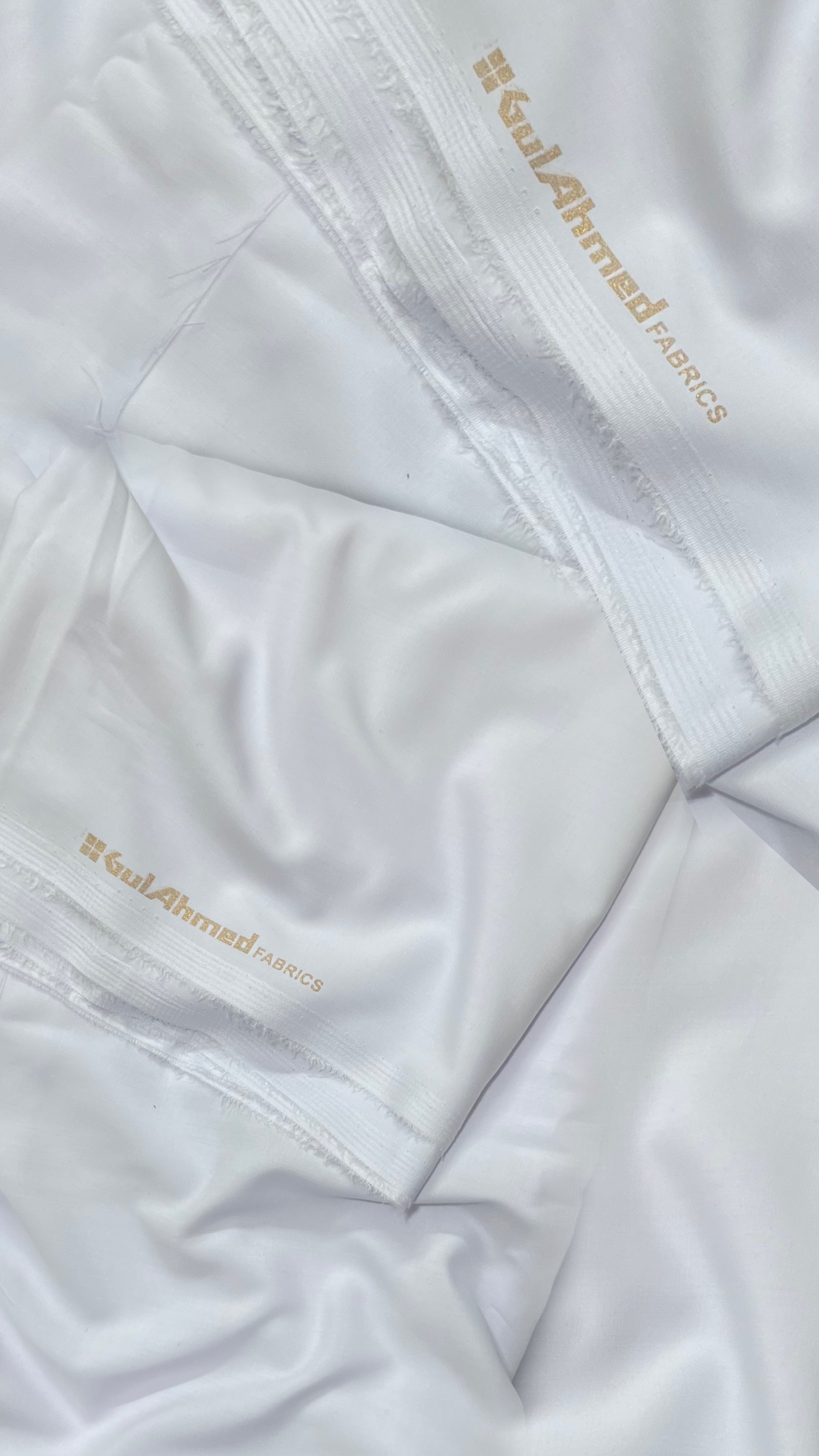 GulAhmed Men’s Unstitched Wash & Wear Suit – 4.25 Meter Premium Fabric