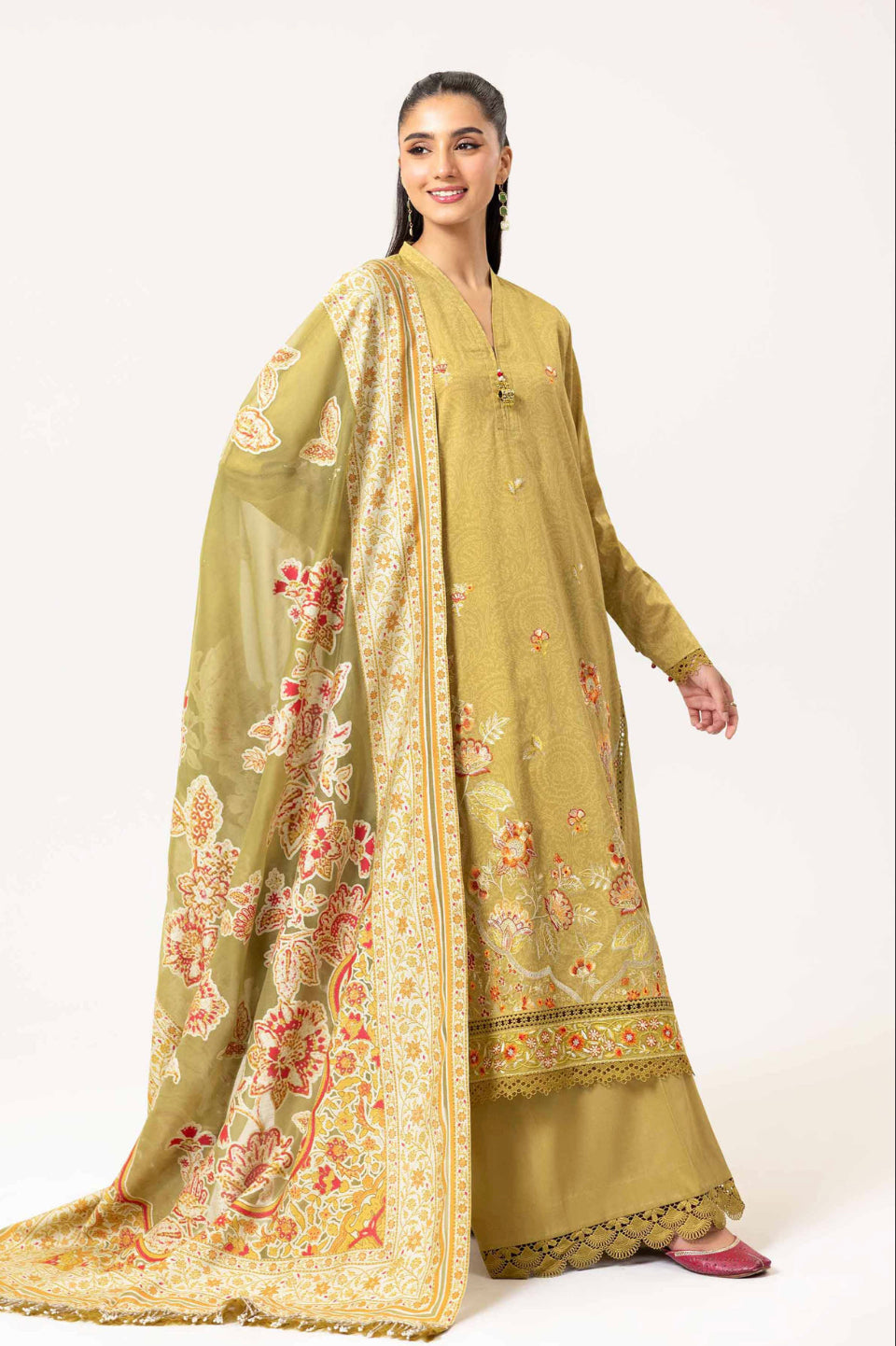Nishat Fall Fantasy Embroidered Cambric Unstitched 3Pc Suit