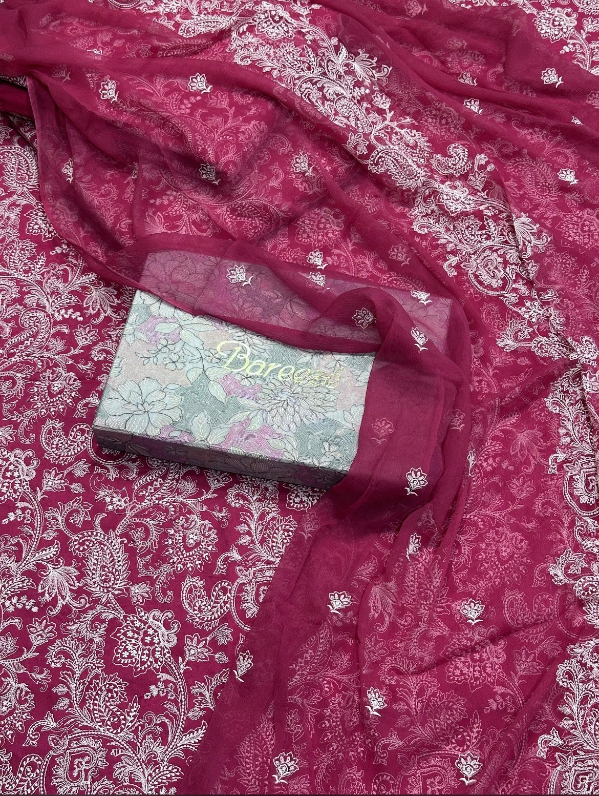 Bareeze Style Embroidered Lawn Suit – 3 Piece Unstitched (Chiffon Dupatta)
