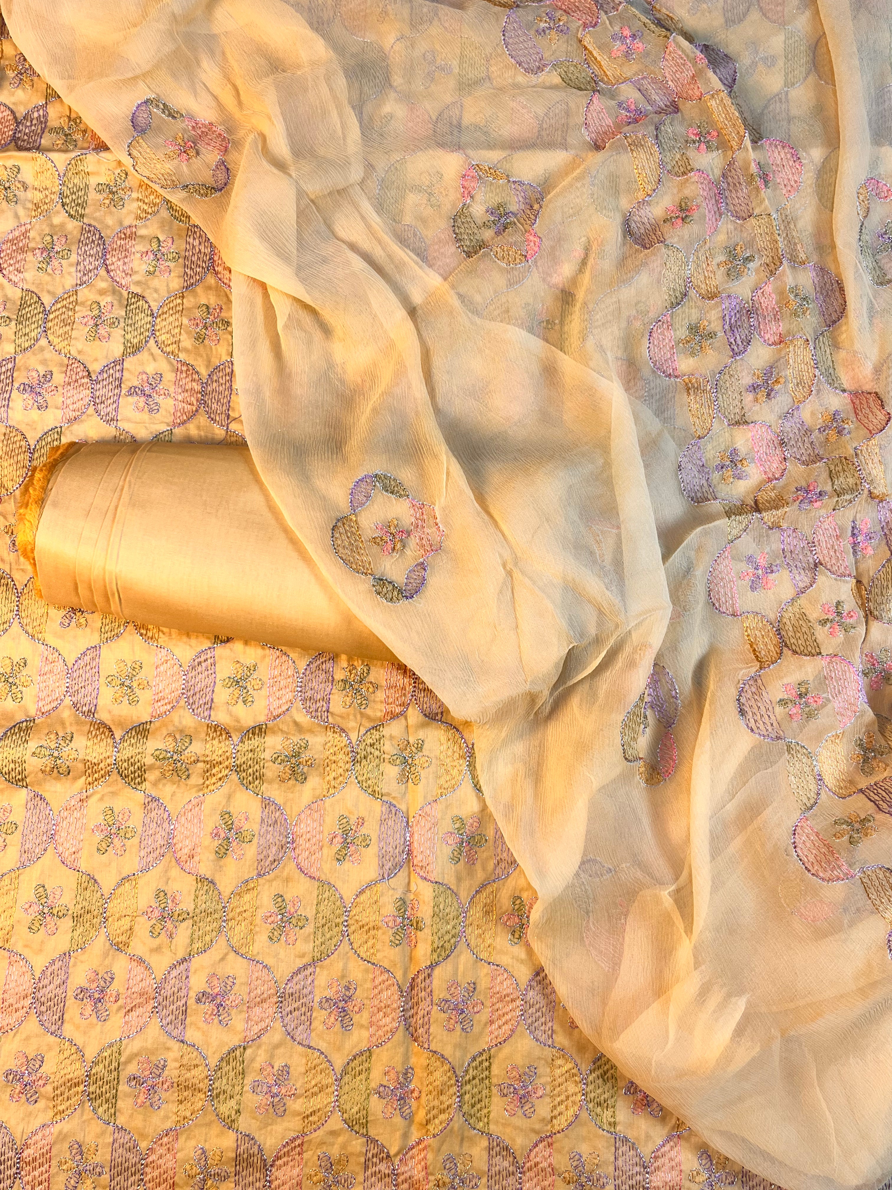 Bareeze Style Embroidered Lawn Suit – 3 Piece Unstitched (Chiffon Dupatta)