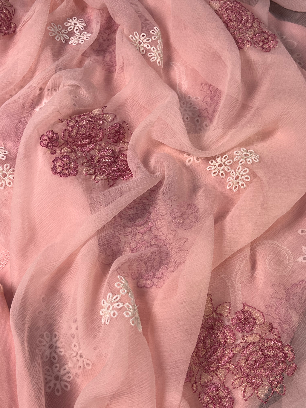 Bareeze Style Chicken Kari Embroidered Lawn Suit – 3 Piece Unstitched (Chiffon Dupatta)